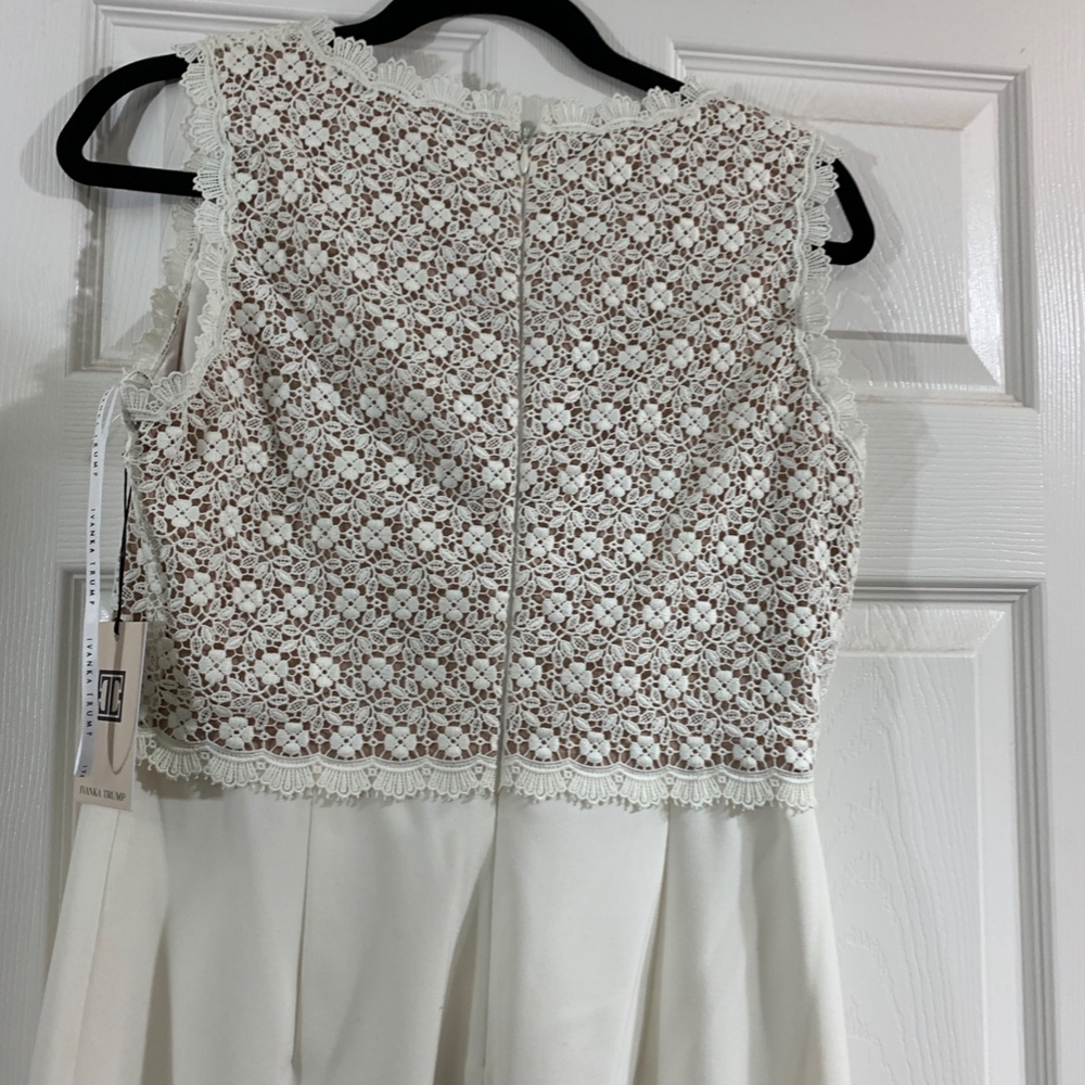 IVANKA TRUMP WINTER LACE DRESS - Picture 7 of 8